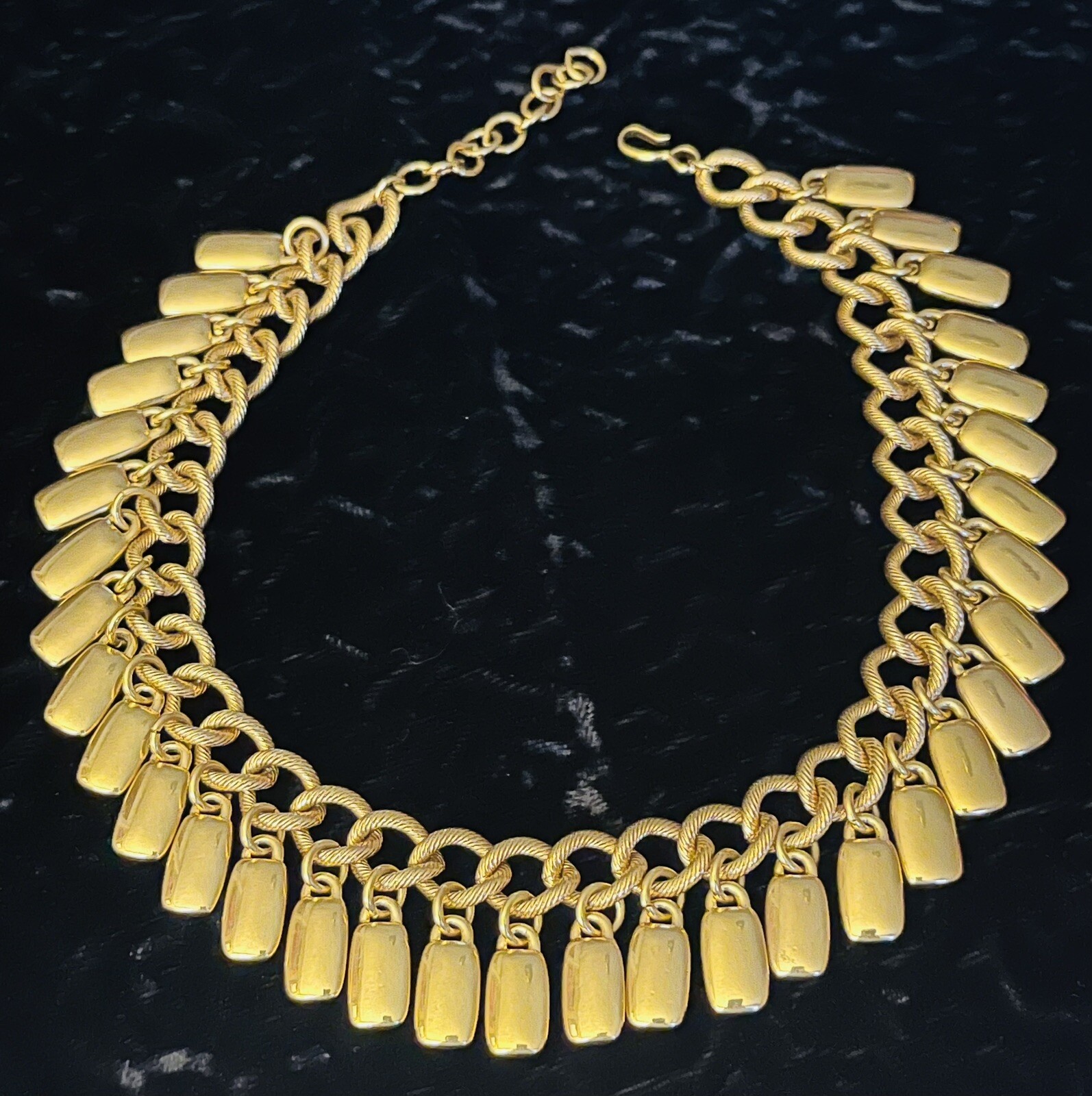 Substantial Vintage MONET Heavy GOLD-TONE Dangling Ch… - Gem