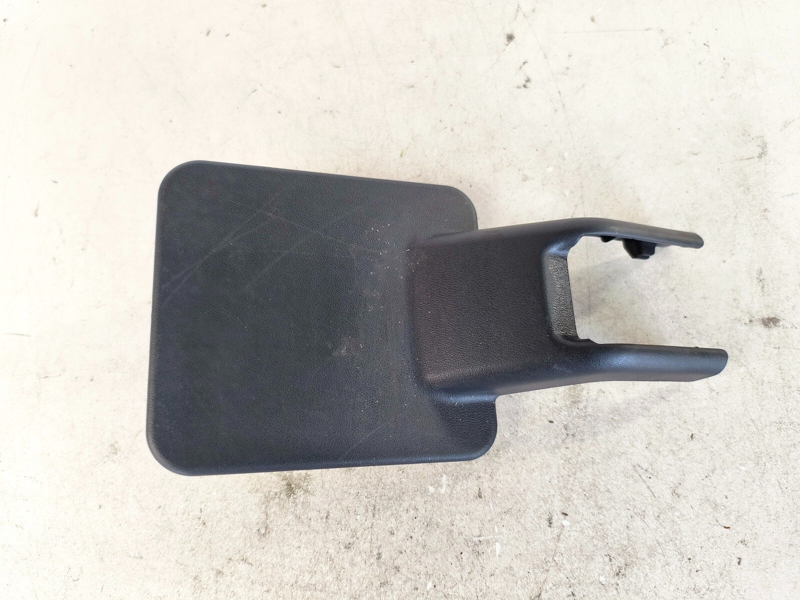 INFINITI JX35 QX60 Left Driver Side Seat Track End Cover Trim OEM 2013-2020