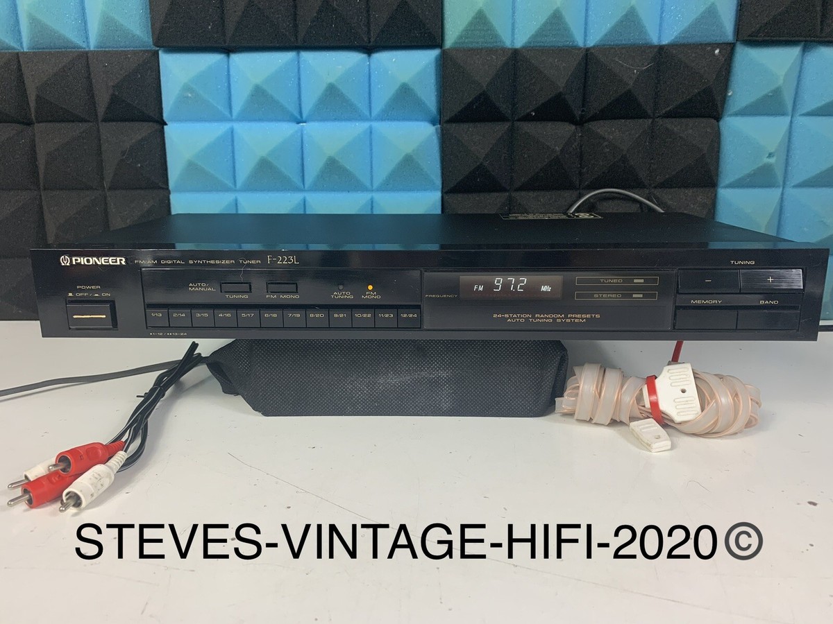 Pioneer F-223L AM/FM Digital Synthesizer Tuner N/MINT 1988 REFUR8