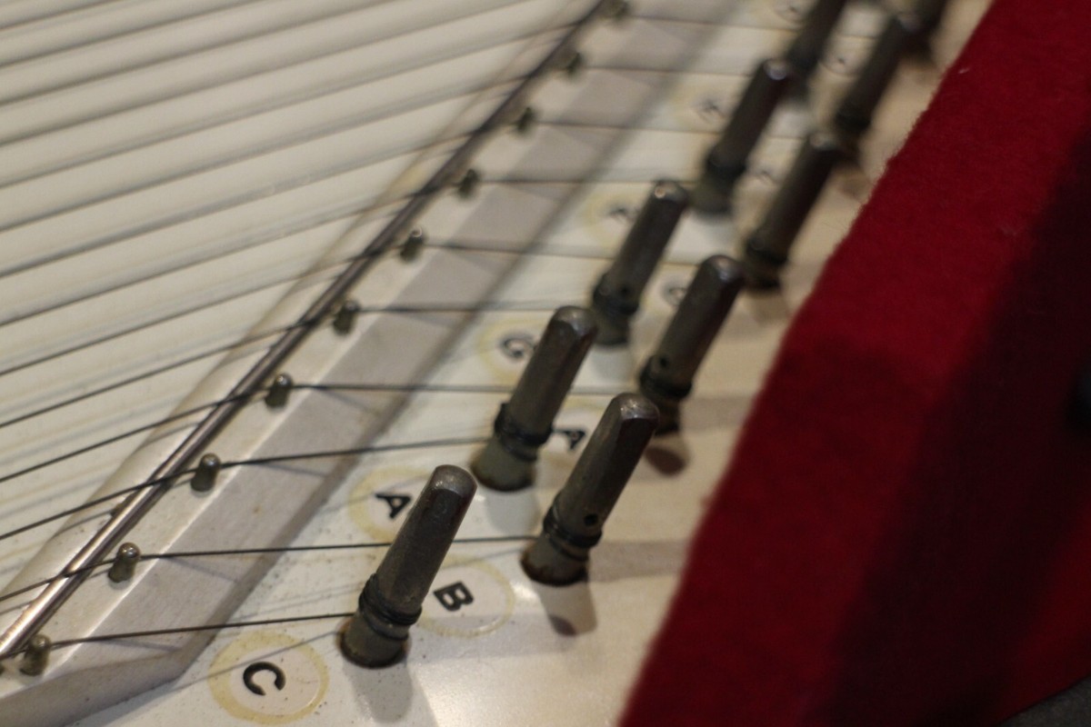 USED Tokai Gakki Chromaharp Auto Harp with org.case U1833 221117