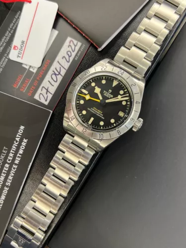 Tudor Black Bay Pro (set completo 2022) 79470