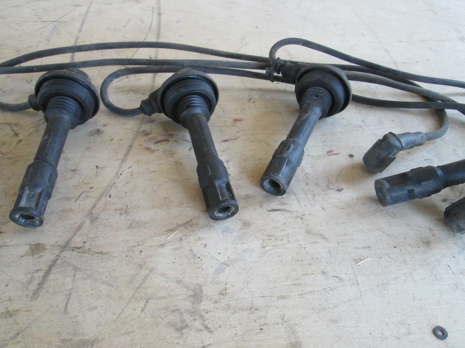 Ferrari Mondial T, 348  - LH Ignition Cables - Spark Plug Leads 188911