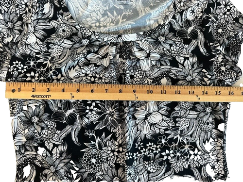 WORTHINGTON Women's Size S Top T-shirt Short Sleeve Black & White Knit A-11 - Picture 3 of 10