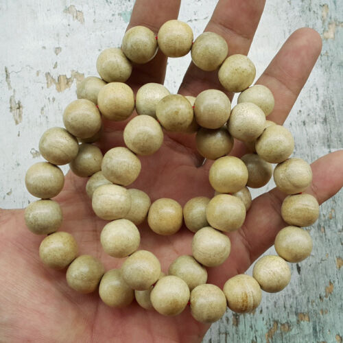 Bracelets champaca blanc 14 mm 16 perles bois de kantile indonésien Michelia Alba - Photo 1/6