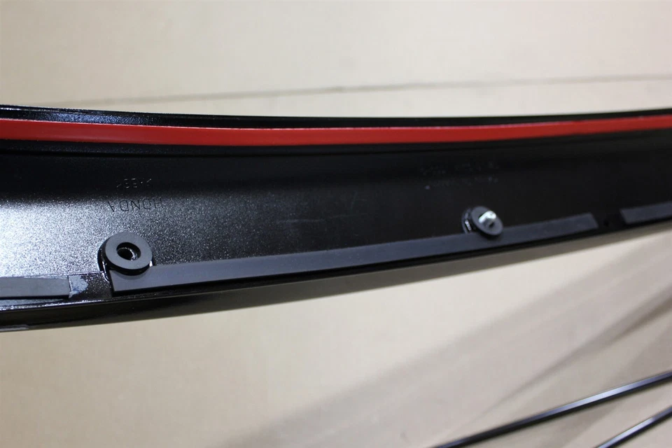 03-05 Alerón trasero Accord SEDAN 08F10SDA141 pintado Nighthawk negro OEM de fábrica Foto 3 de 4