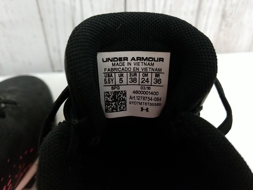 Under Armour Baseball Cleats Shoes Youth 5.5Y Pink & Black 1278754-064 Great ๐ - Picture 5 of 12