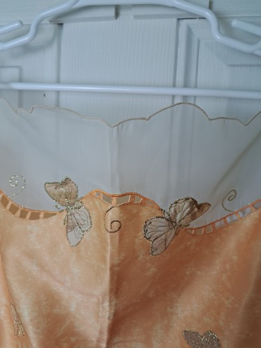 Peach Heavy Embroidered Butterfly Table Cloth Cottage Core Farmhouse Prairie - Picture 7 of 7