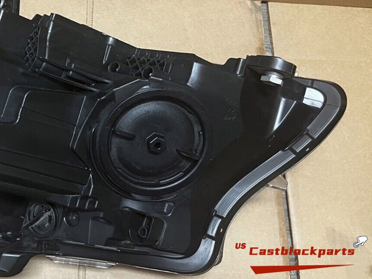 2016-2019 Mercedes Metris Halogen Headlight R Passenger 