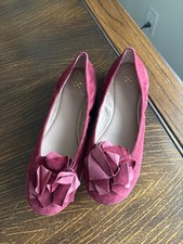 Vince Camuto/ womens / burgundy suede balet flats / size 8.5 / 39.5