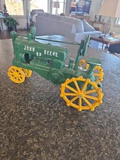Vintage Cast Iron Green John Deere OP Tractor 11.5in L X 4.5in W X 6.5in H