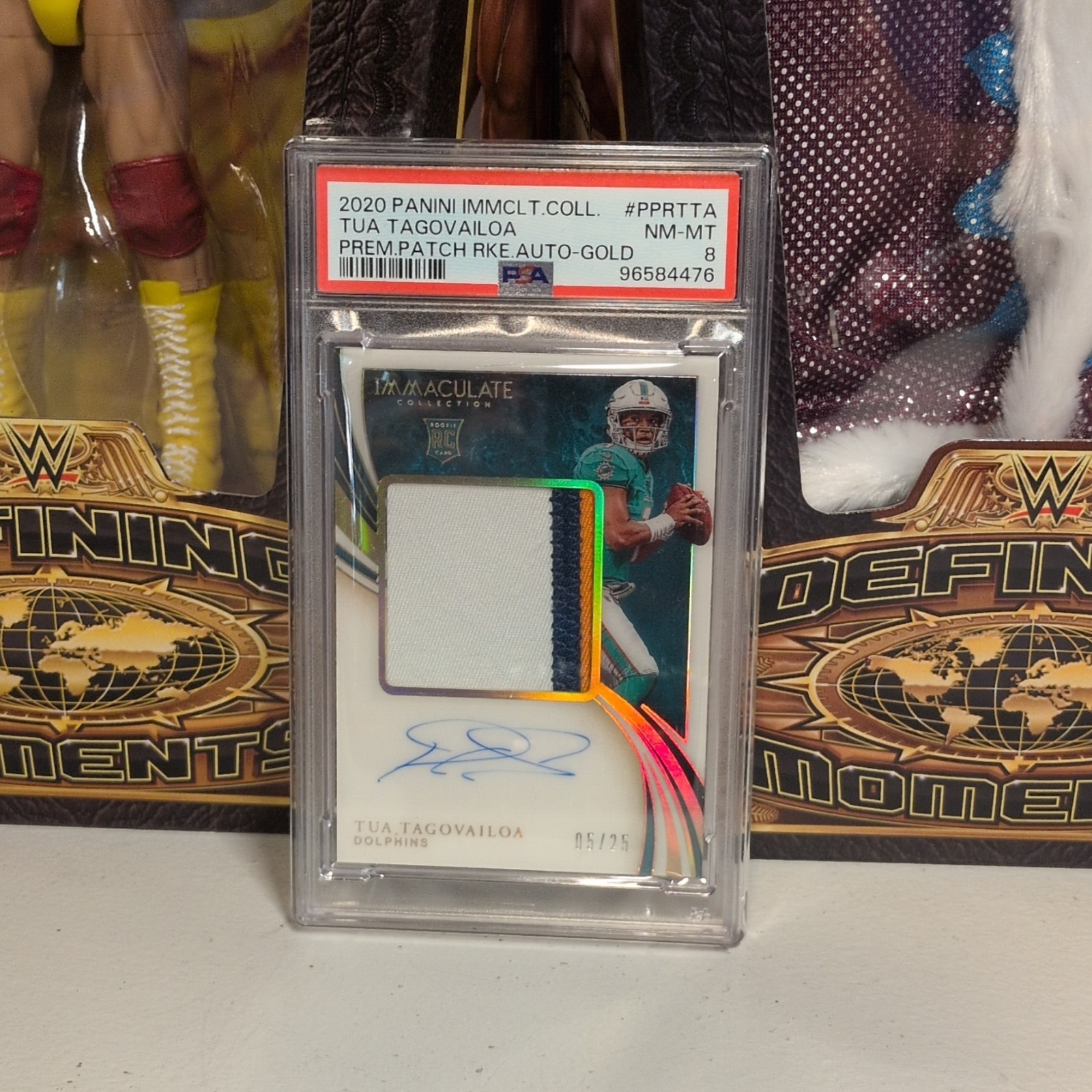 Panini 2020 Immaculate Tua Tagovailoa PPR-TTA Gold /25 Auto Patch PSA 8 view 2