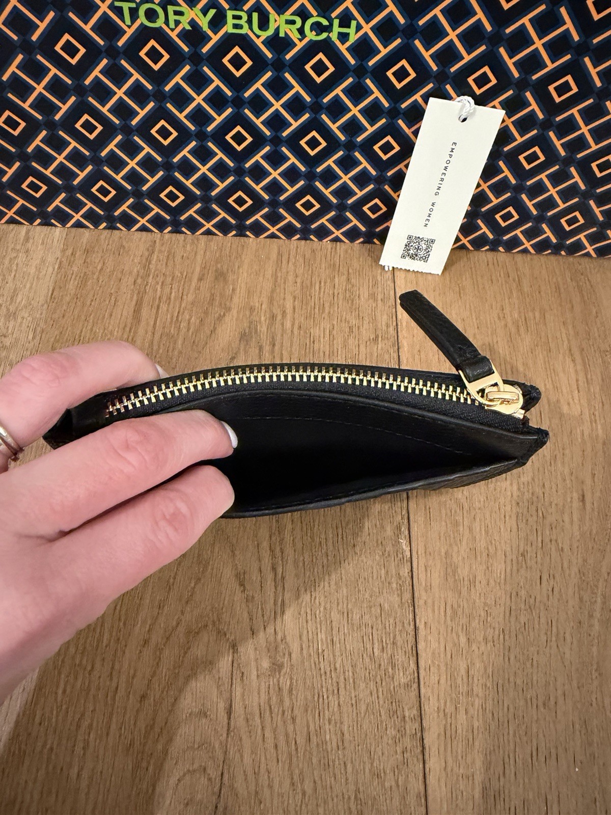 Tory Burch Britten Zip Card Case Mini Wallet Black Gold thumbnail 4