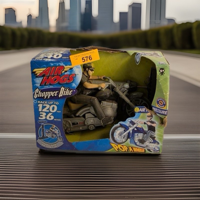 AIR HOGS CHAPPER BIKE POP A WHEEL Spin Master Sealed 2006
