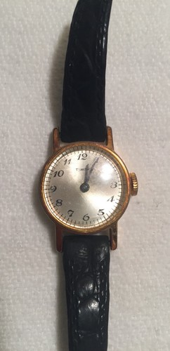 4 Vintage Timex and Pulsar Watches - For Parts - Picture 3 of 5