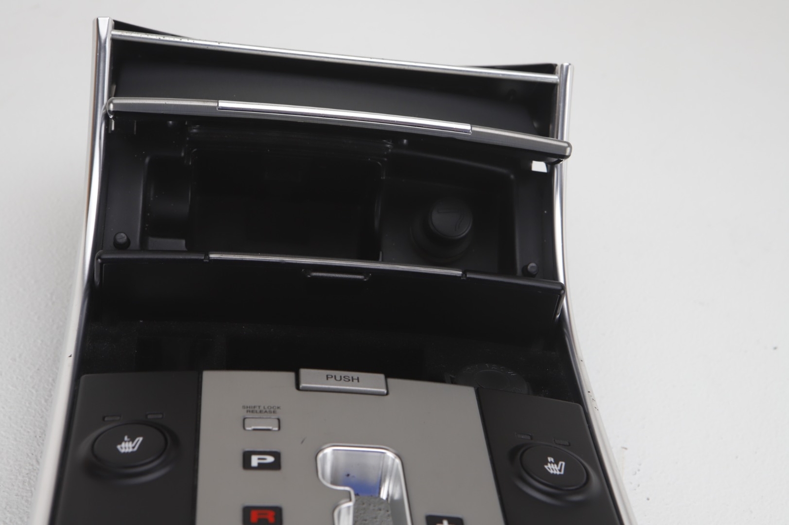 Hyundai IX55 Gear shifter surround trim plastic 846503J642 eBay