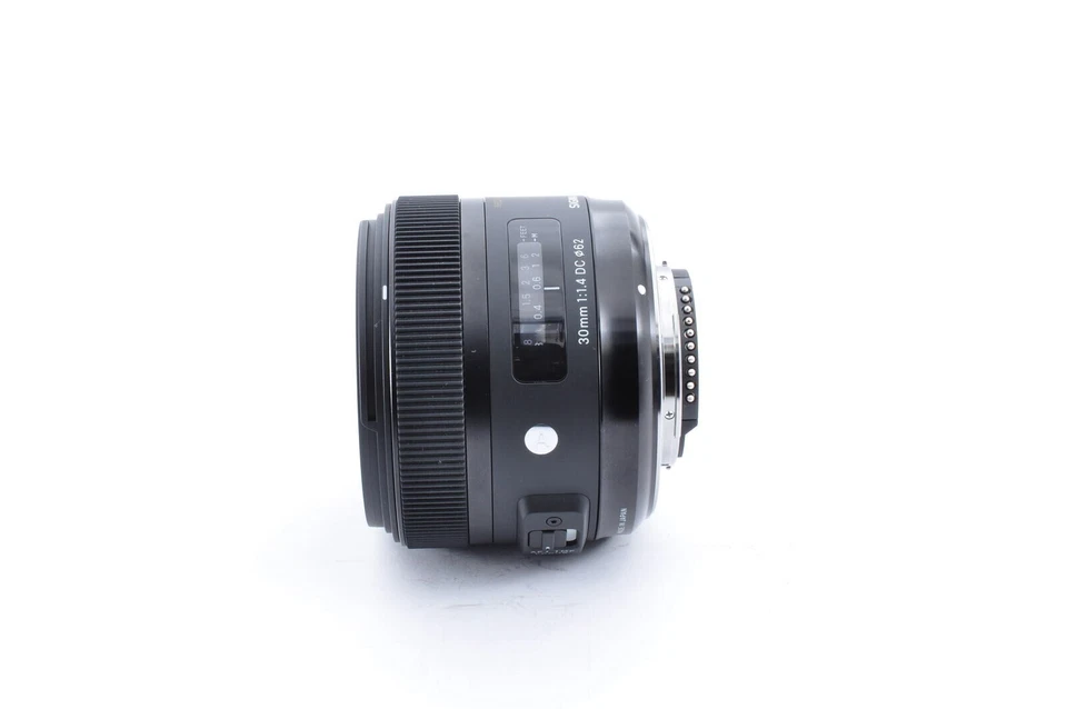 Sigma Art 30mm F1.4 DC HDM Nikon F Mount 56622483 [Excelente Como Nuevo] De J... - Imagen 3 de 4
