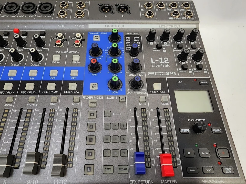 ZOOM LiveTrak L-12 Digital Mixer 12ch Live Trak USB Audio Interface - Image 2 of 4