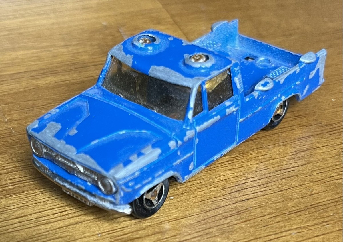 Majorette Mazda / Dodge Blue Service Pickup Truck Diecast 1:80
