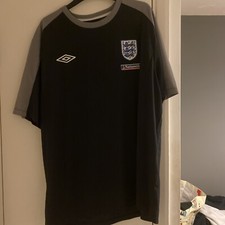 England Retro Training Football Shirt Size 2xl