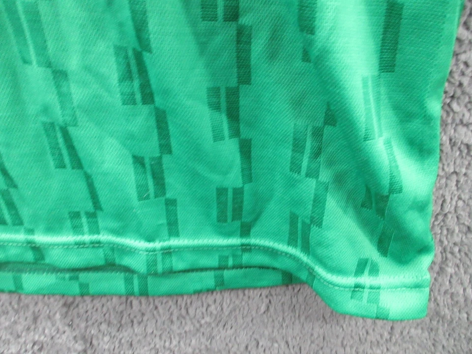 Camiseta deportiva de fútbol verde poliéster grande vintage Y2K XARA para hombre nueva con etiquetas Foto 4 de 4