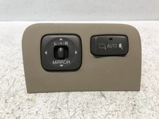 2001-06 Lexus LS430 Power Mirror Control Swit...