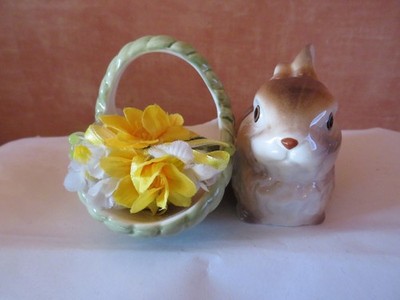 Goebel Figur Hase Porzellan mit Korb Höhe 8,5 cm - Top Zustand.