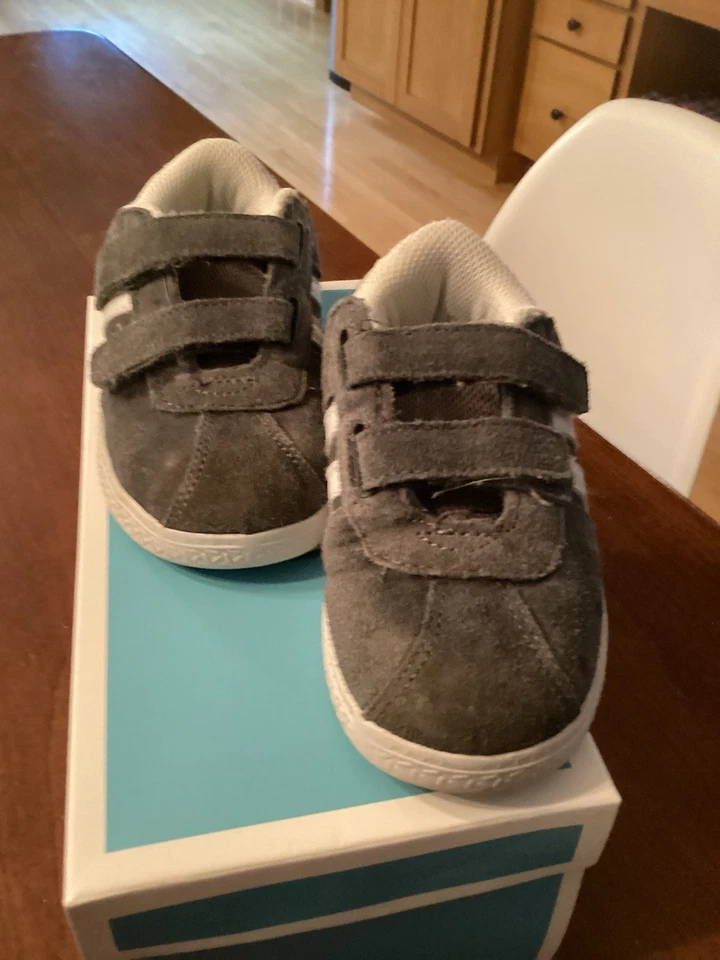 Circo Toddler Dermot Shoes Size 9 Gray - Image 3 of 4