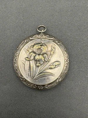 Boîte poudrier de sac Art Nouveau en métal argenté c. 1900 - Photo 1/4