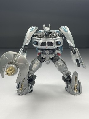 Hasbro E0745 Studio Series W2 Deluxe Class 10 Autobot JazzTransformer