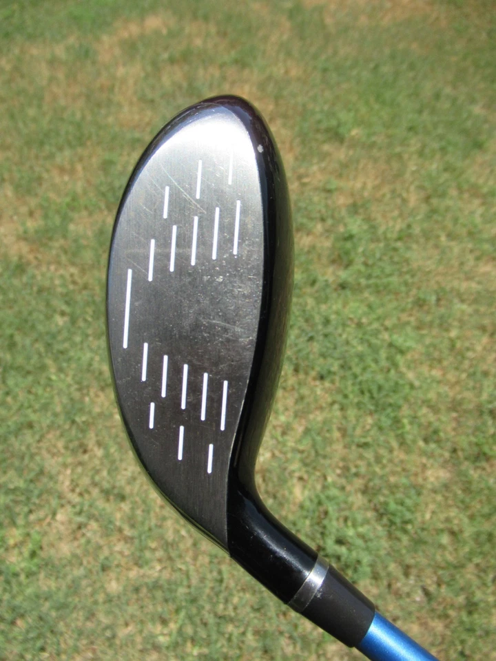 YAMAHA RMX (2018) 3 Fairway Wood -15* / Stiff Flex with Headcover R-H  42 ½ “ - Image 4 of 4