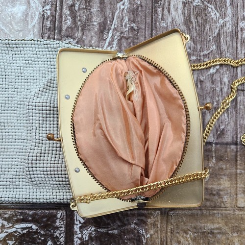 SELTENE Vintage WHITING und DAVIS Emaille weißes Netz Tasche Geldbörse mit Engel und Rosen - Bild 3 von 12
