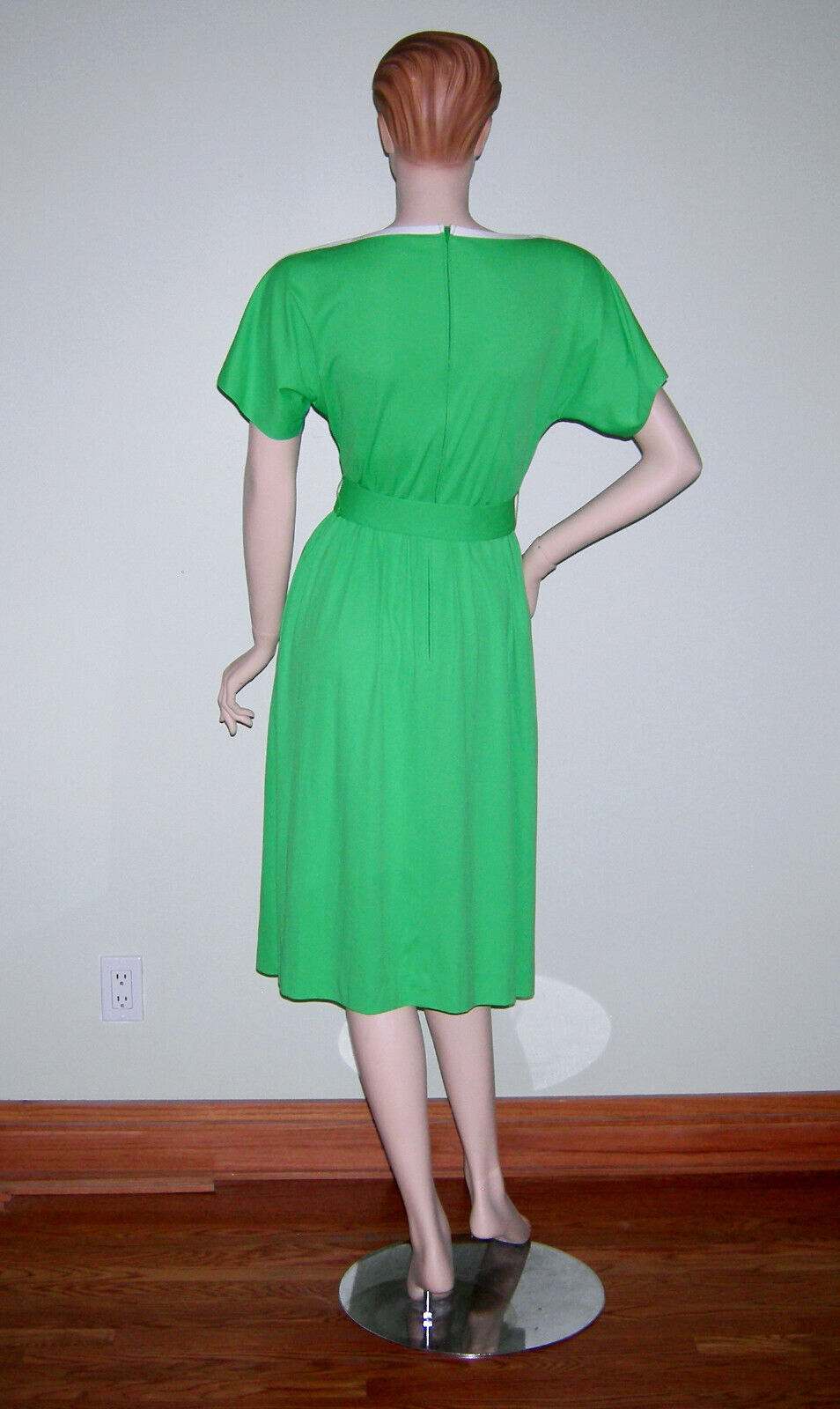 VINTAGE 1960s ALFRED SHAHEEN HAWAIIAN PINUP DRESS… - image 4