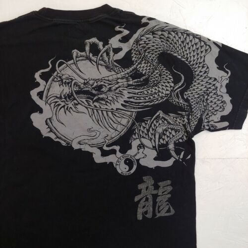 T&C Surf Designs Hawaii T-shirt Size Large Islands Dragon Chinese smoke art