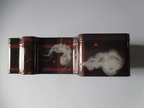 Collectable Novelty Biscuit Tin in the Shape of a Ghost Train Pre-Owned. - Picture 4 of 10