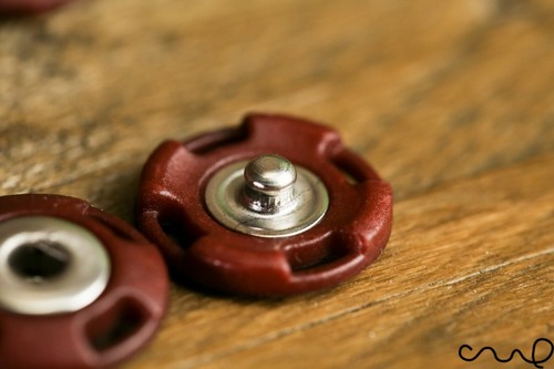 5 Pairs Brown Snap Metal Fastener Popper Press Studs Plastic Sewing Round 18mm - Picture 2 of 9