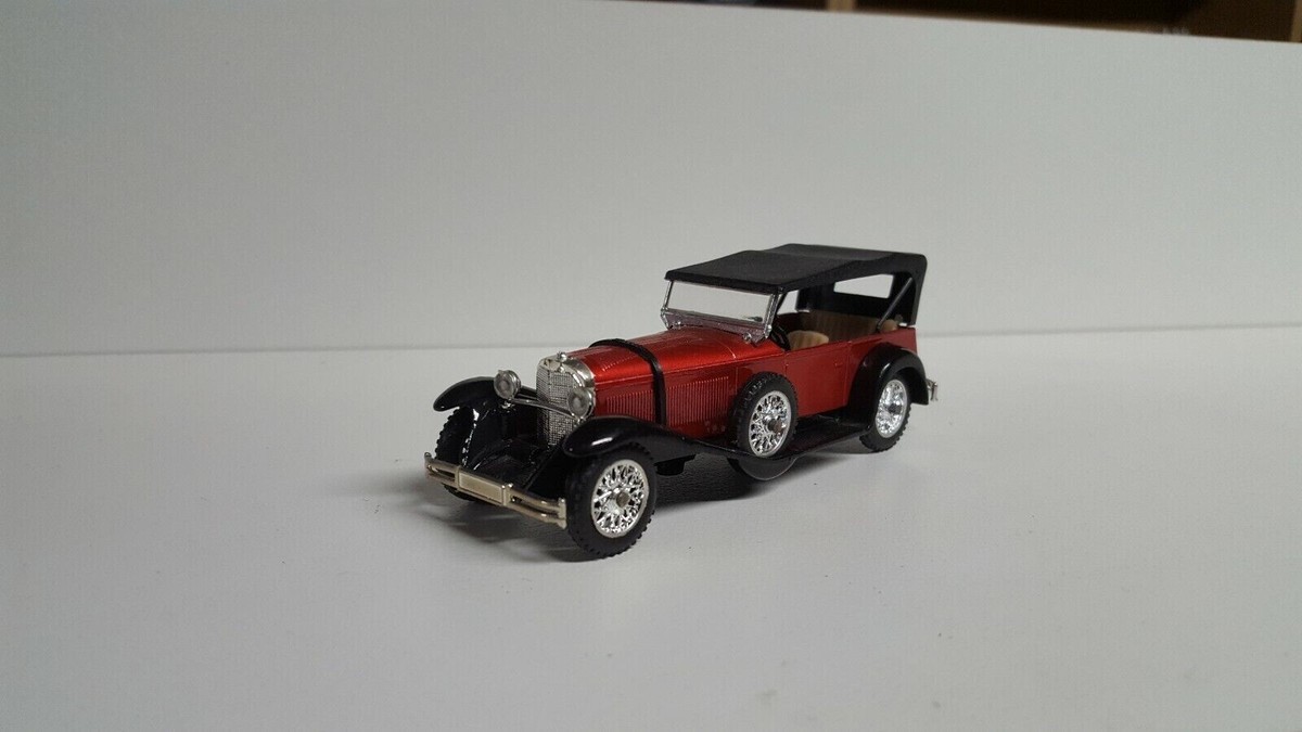 Voiture Miniature Solido Mercedes SS 1928 à L'échelle 1:43 - Modèle Neuf En Métal