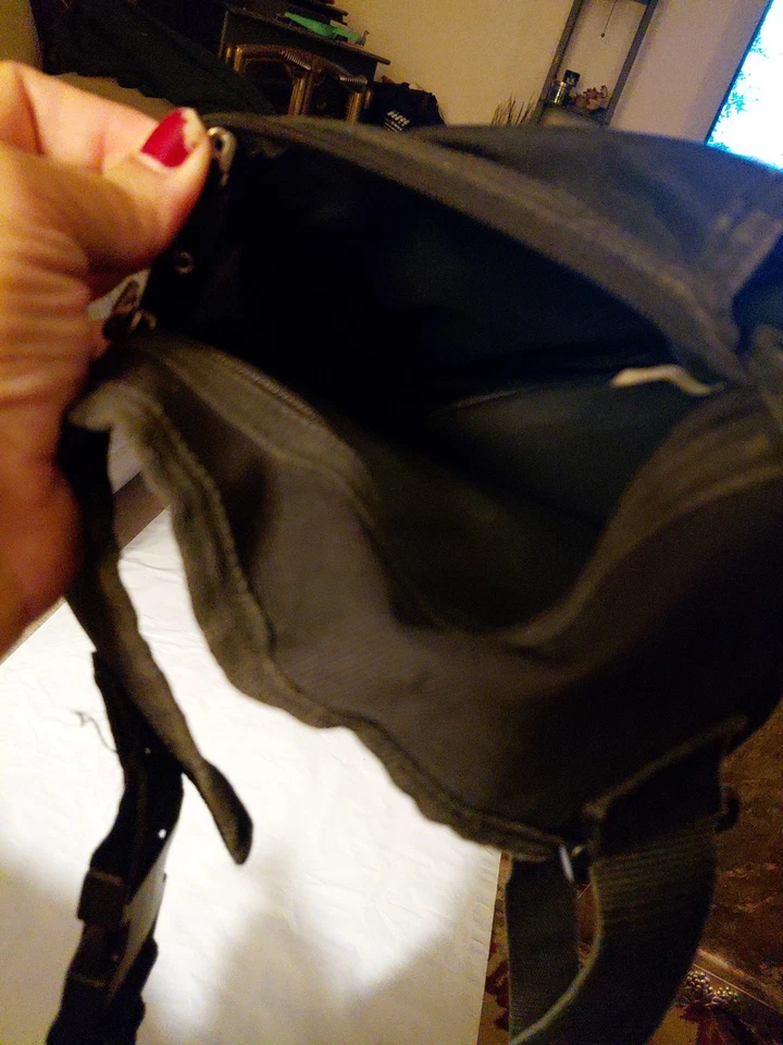 Everest Bandolera Bandolera Negra Cuadrada Ajustable Multi-Bolsillo Foto 3 de 4