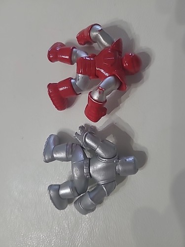Hasbro Marvel Super Hero Squad Iron Man Silver Build Tony Stark 4 Action Figures - Picture 14 of 24