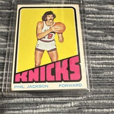 Topps 1972-73 Phil Jackson #32 New York Knicks Rookie Basketball Card
