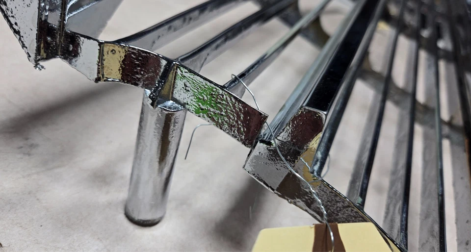 1965 Buick Skylark Gran Sport Grille Chrome 9706656 DAMAGED NEEDS REPAIR - Image 3 of 4