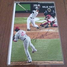 Hideki Matsui NY Yankees Autographed Photo 8x12 with Certificate in Case