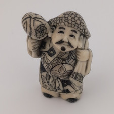 Japanische Netsuke-Stil Figur, geschnitzt, floral gemustert, schwarz/wei&szlig;