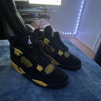 Jordan Air Jordan 4 Mid Top Black/Yellow Colorblock Lace-Up Men s Sneakers