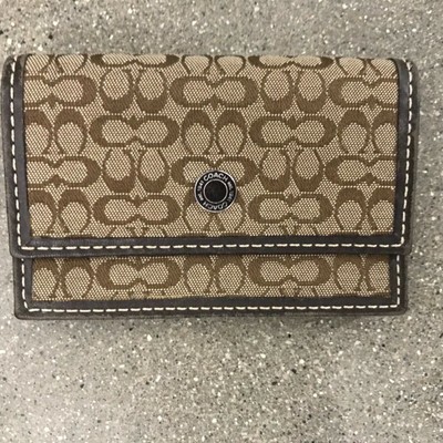 coach c wallet