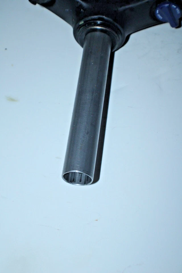 SR Suntour XCM34 Suspension Fork 27.5" 11/8" Taperecd 170mm Disc 13mm ThruAxle:) - Image 3 of 4