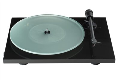 Pro-Ject Plattenspieler T1 EVO BT Bluetooth Schwarz Hochglanz incl Haube + OM10