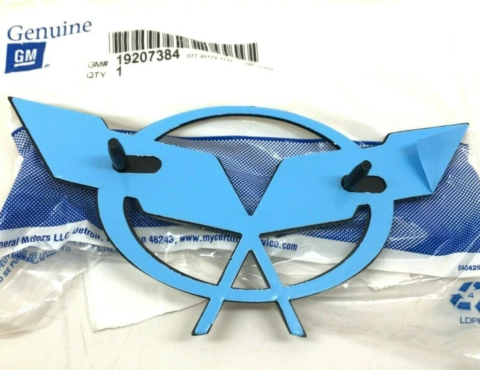 1997 - 2004 雪佛兰科尔维特前保险杠筋膜中心徽章旗帜全新 OE — 第 4/4 张图片