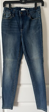Jessica Simpson Medium Wash High Rise Skinny Jeans, size 4/27