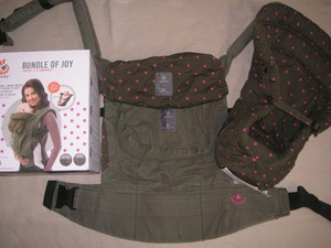 ergobaby bellybutton