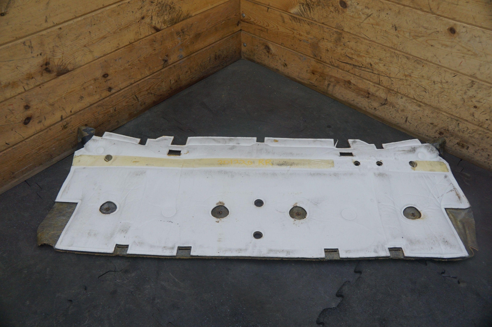 Rear Bulkhead Carpet Trim Panel Biondo 668420 66842085 Ferrari 360 Modena 02